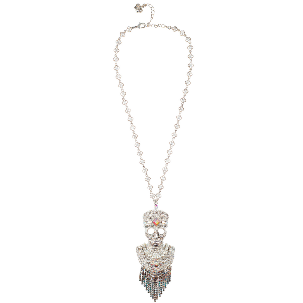 Skull hotsell necklace swarovski