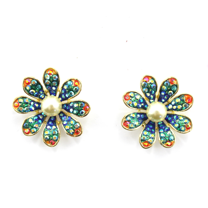 Dainty Daisy Earrings