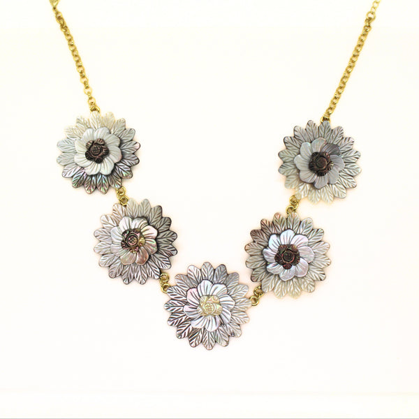 Natural Shell Floral Necklace
