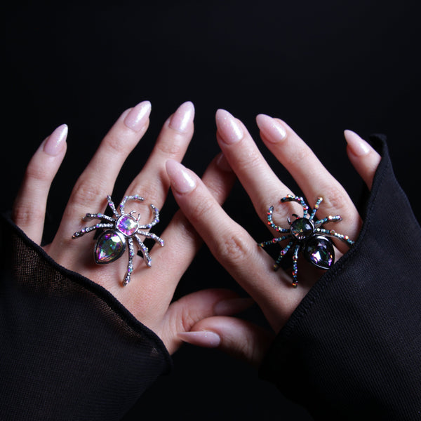 Web Spinning Spider Ring