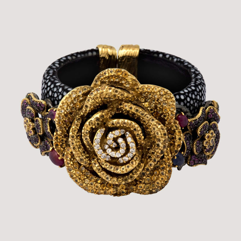 Stingray Flower Bangle