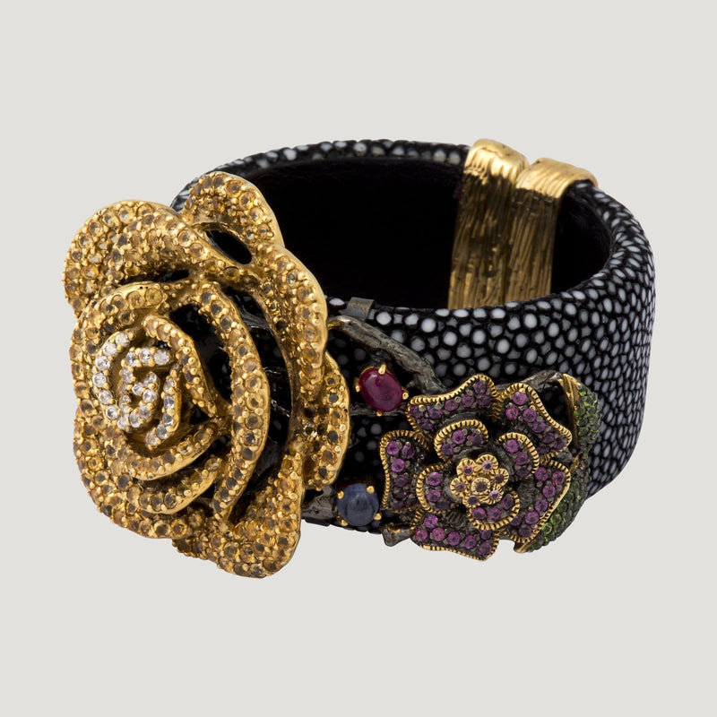 Stingray Flower Bangle